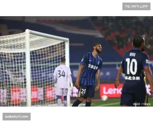 武汉三镇客场战平河南取一分 方镜淇带伤坚持比赛